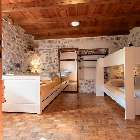 Chapo Julo Apartment